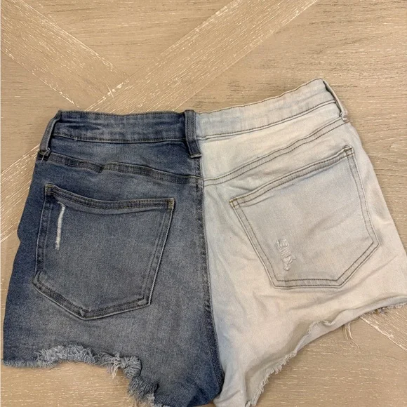 No Boundaries Light and Dark Blue Distressed Jean Shorts - Picture 5 of 6